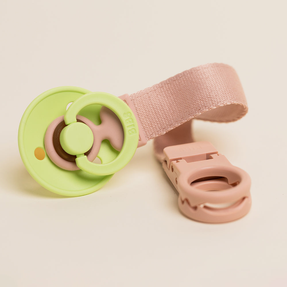 Zawieszka do smoczka Loop - Blush